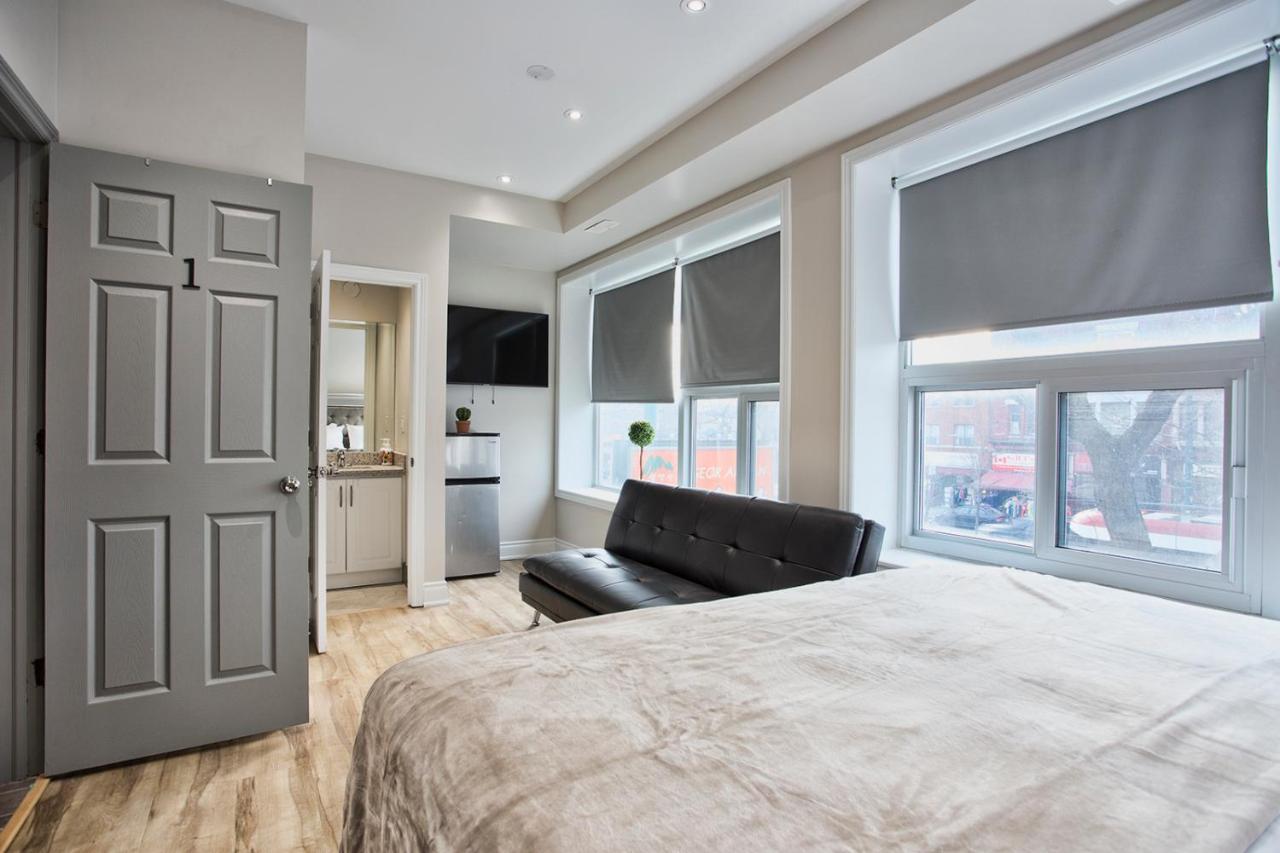 Toronto Rooms And Suites Exteriör bild
